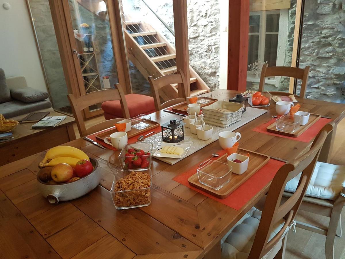 Chez Constance 호텔 사이옹 외부 사진